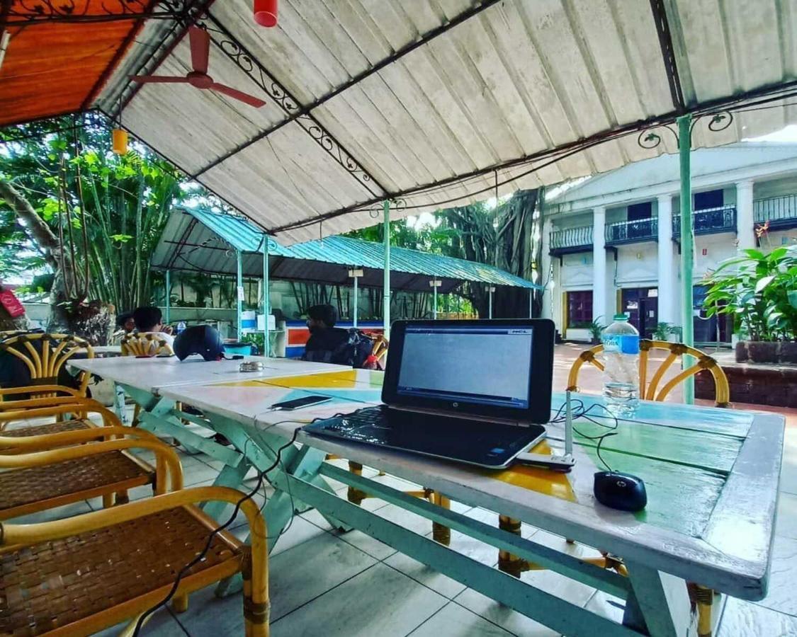 Piggy Calangute By Urban Nomads - Dorms & Pvt Rooms Exteriör bild